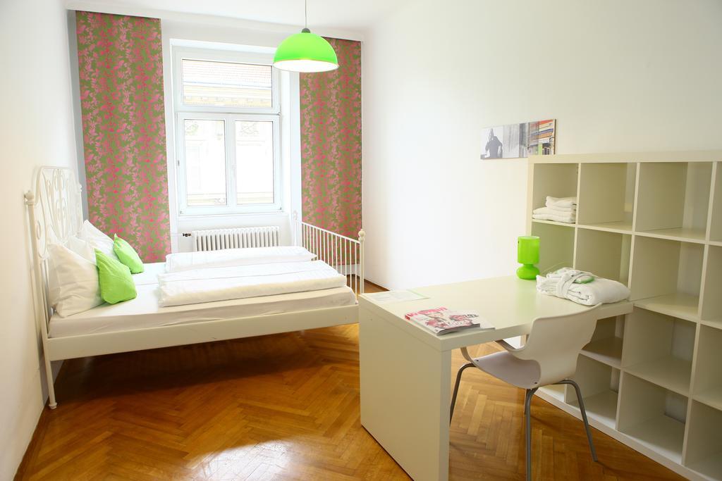 Hostel & Guesthouse Kaiser 23 Wien Rom bilde